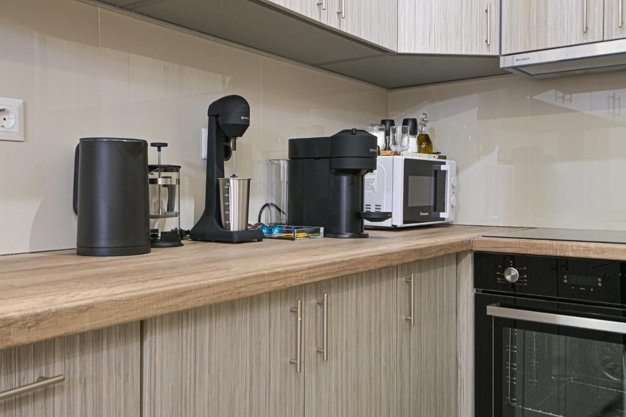 Areos Comfort Living Apartment - Alexandras Ave 72 Athen Eksteriør bilde